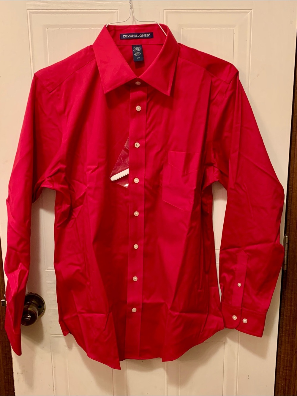 Devon & Jones Med Men’s Dress Shirt RED NWOT